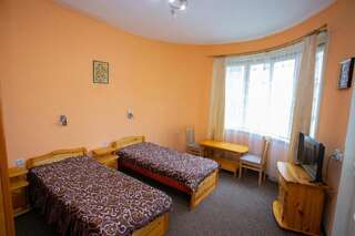Гостевой дом Guest House Dobrudzha Габрово Двухместный номер с 2 отдельными кроватями-3